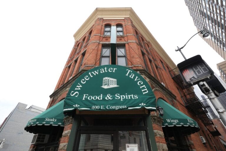 sweetwater-tavern-boston-pubs-bars-city-guide